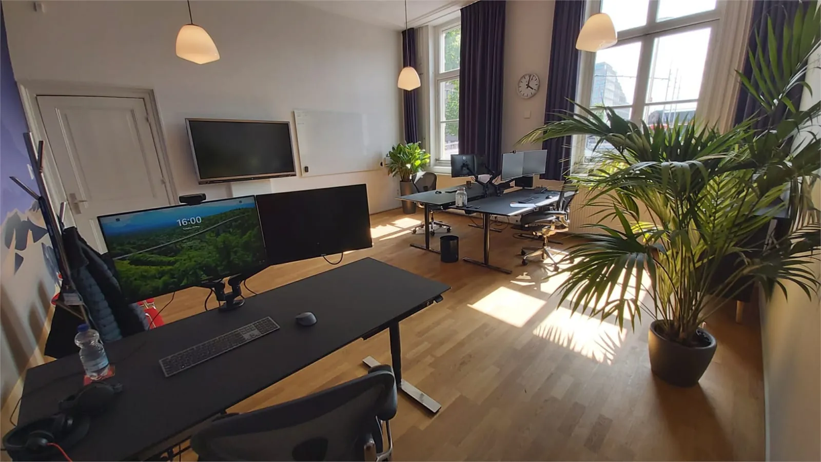 Inside the Ix Technologies office